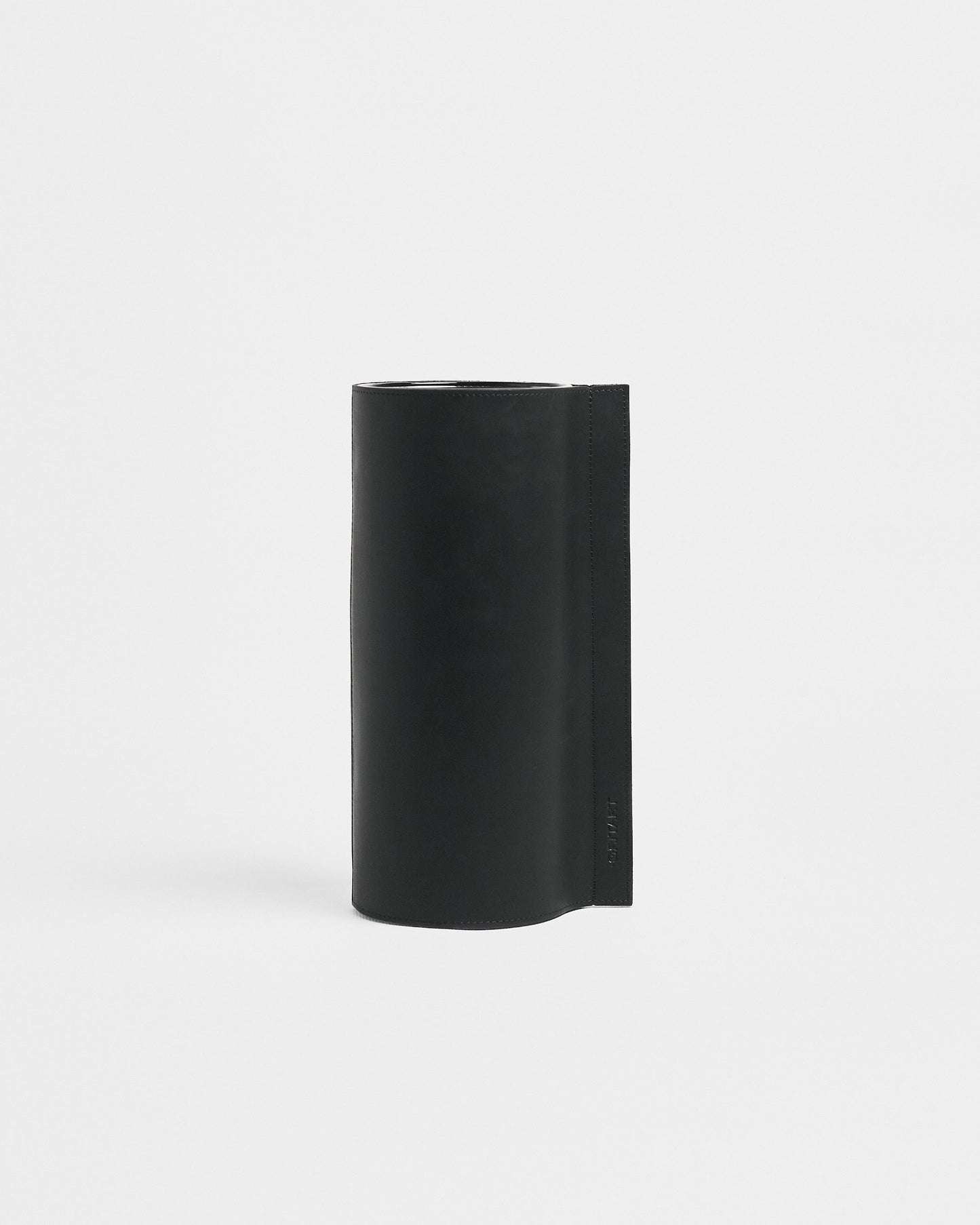 Ваза Skin & Black Pepper