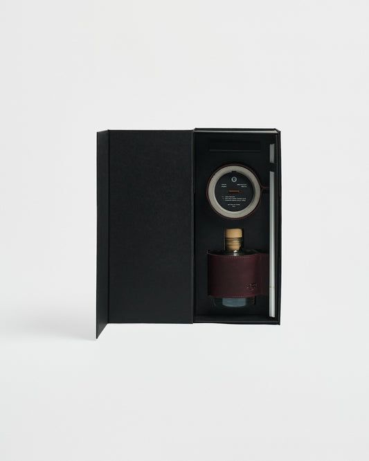 Aesthetics hunters 0.2 | Wild Burgundy