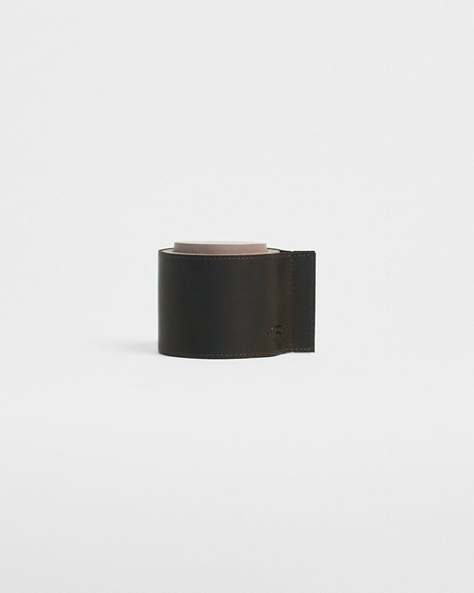 Парфумована свічка Leather Сharm